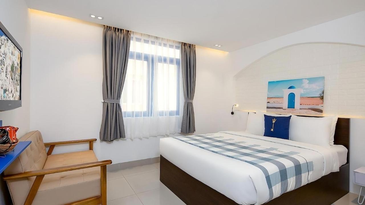 Lucia Beach Hotel Da Nang Bagian luar foto